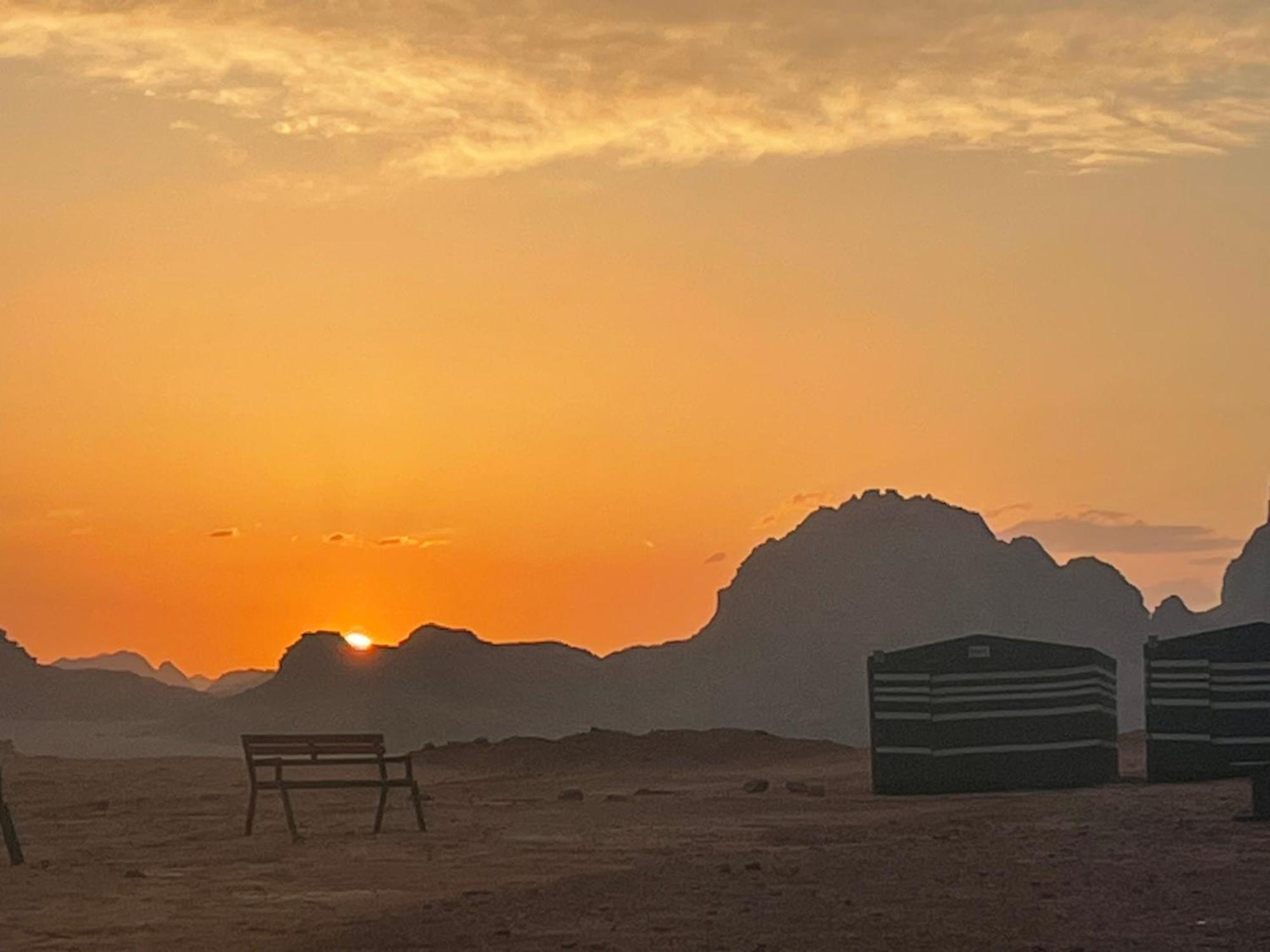 Bedouin Bunch Camp Hotel Wadi Rum Exterior foto