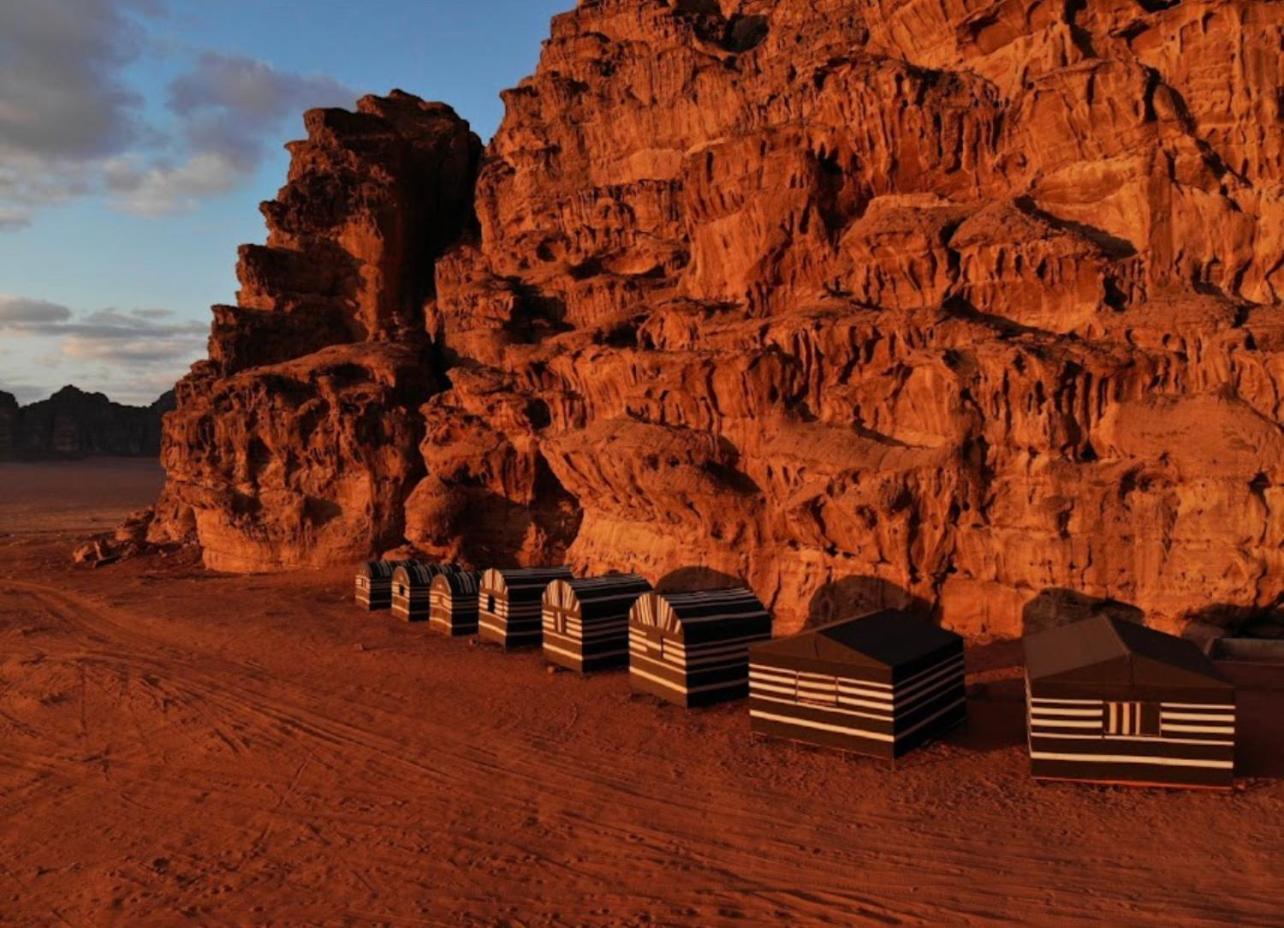Bedouin Bunch Camp Hotel Wadi Rum Exterior foto